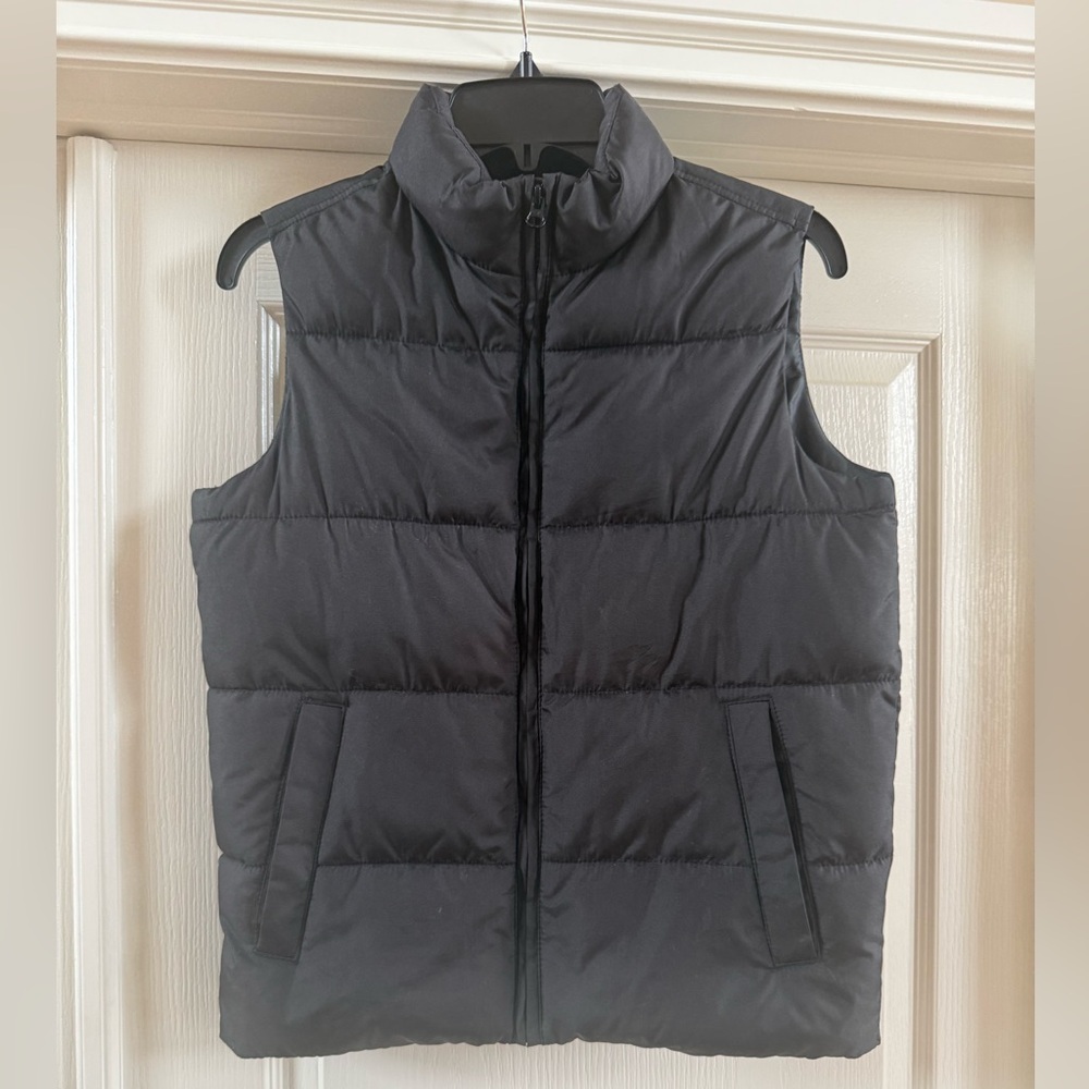 Old Navy Puffer Vest Youth Size Large (10-12)